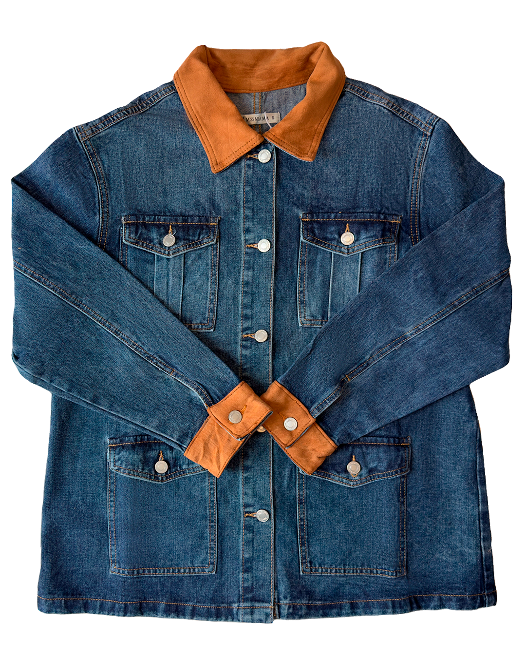 Chamarra denim azul de mujer con bolsillos delanteros y acabados en cuello y mangas, Moona House.