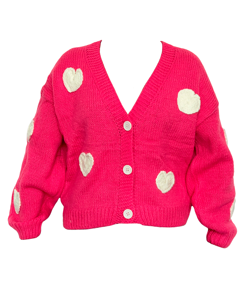 Suéter fucsia de mujer con corazones blancos tejidos y escote en V con botones frontales.